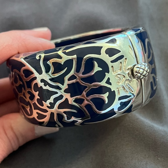 AHC Large Acrylic Bracelet; blue and silver - Picture 3 of 3